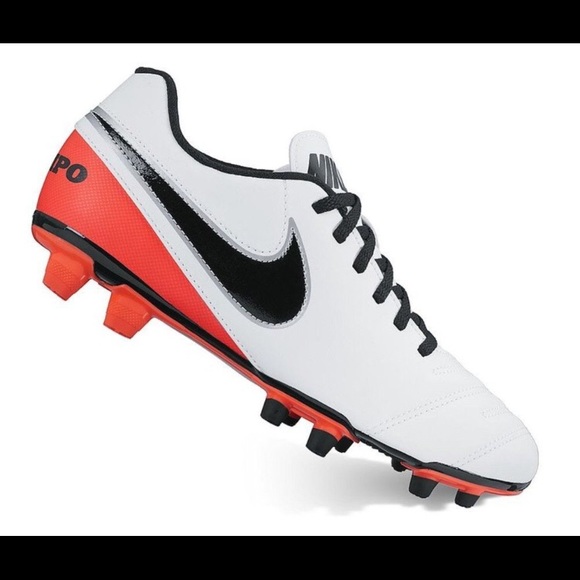 tempo soccer boots